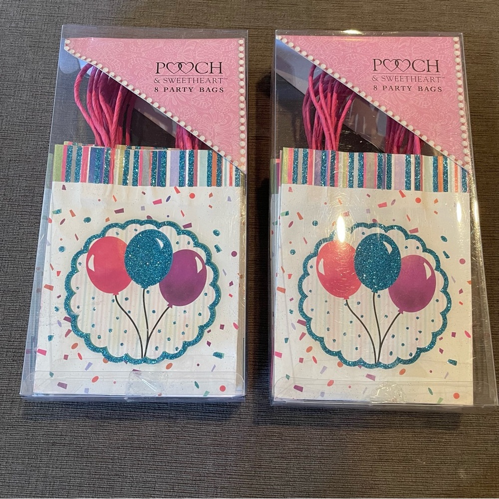 18 Party Favor Bags – Pink and Blue